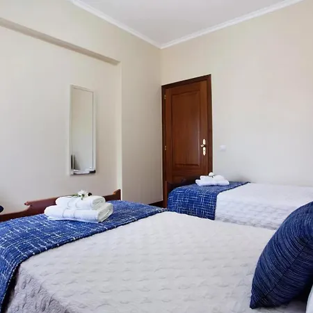 Living フンシャル