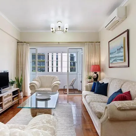 Living Apartment *